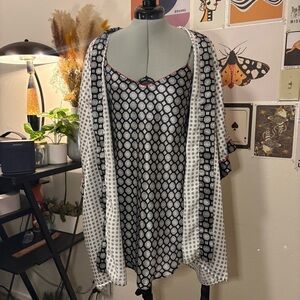 Black and White Geometric Print Dress with Robe